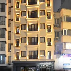 Celine Taxim 3*, Istanbul Turkey